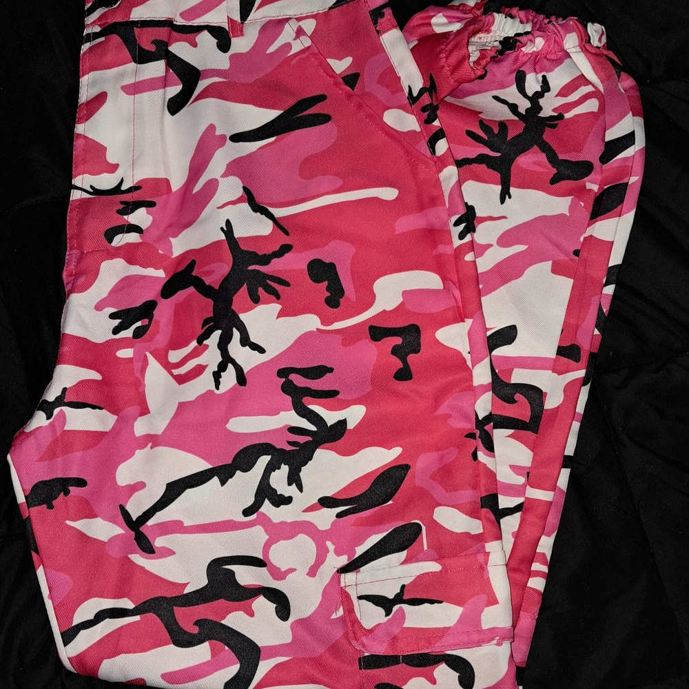 Pink Camouflage Ladies Bottoms (NEW)